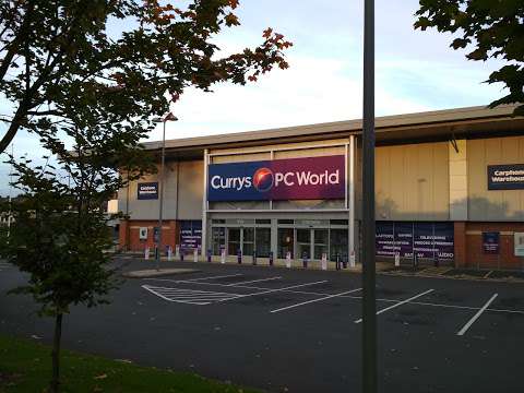 Currys PC World featuring Carphone Warehouse photo